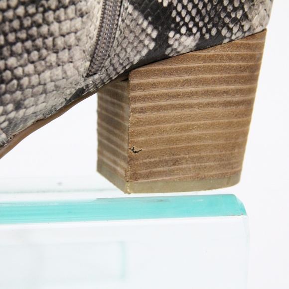 Carlos Santana Boots sz 10 Women Western Bootie Faux Leather Rowan snakeskin - Picture 7 of 9